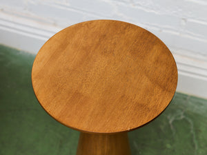 Pedestal Walnut Table