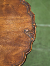 Load image into Gallery viewer, Zangerle &amp; Peterson Co. Early 1900’s Coffee Table
