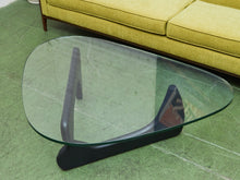 Load image into Gallery viewer, Noguchi Coffee Table
