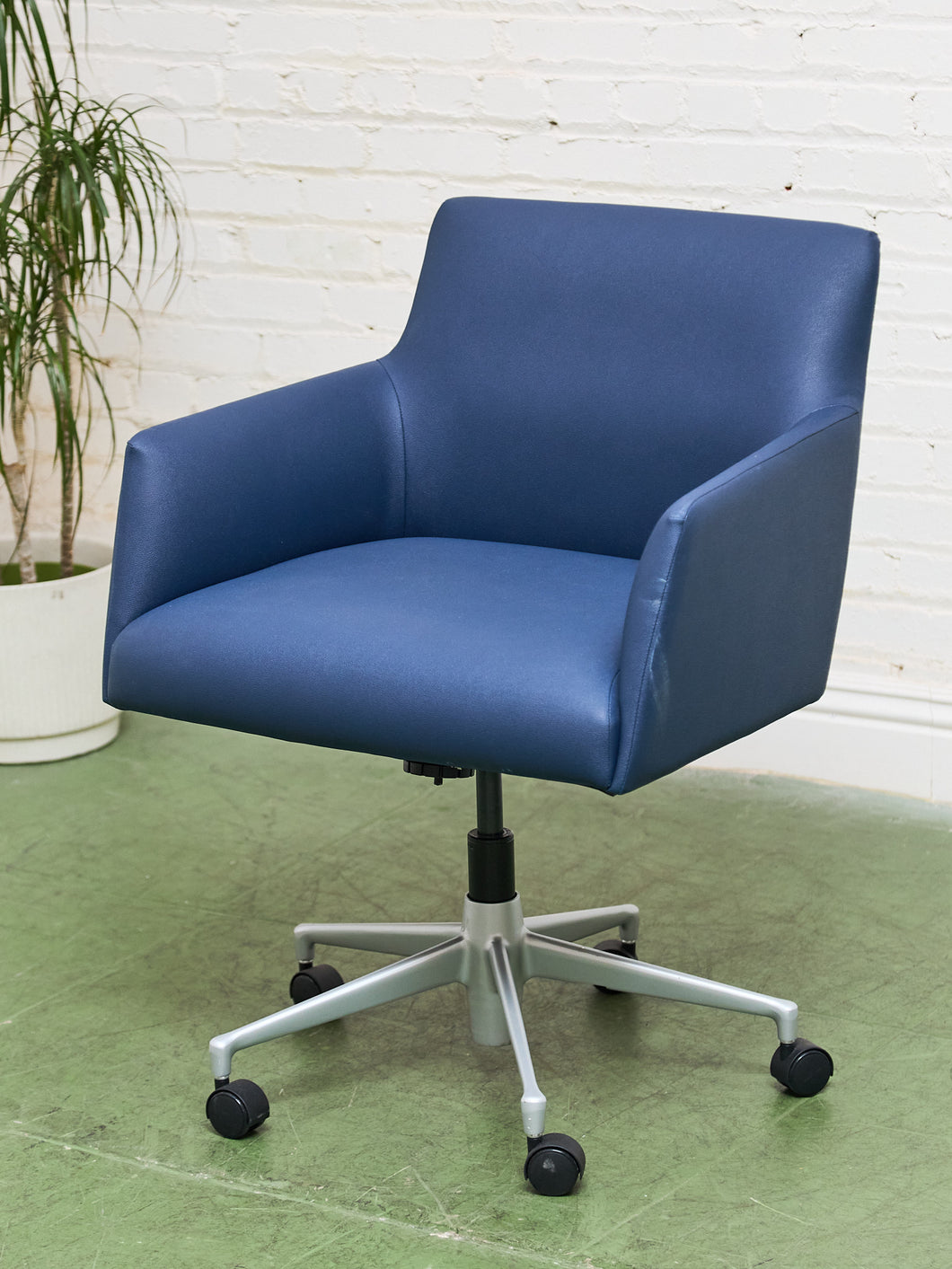 Blue Vintage Office Chair