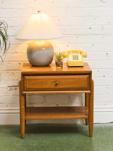 Cream Vintage Ball Lamp