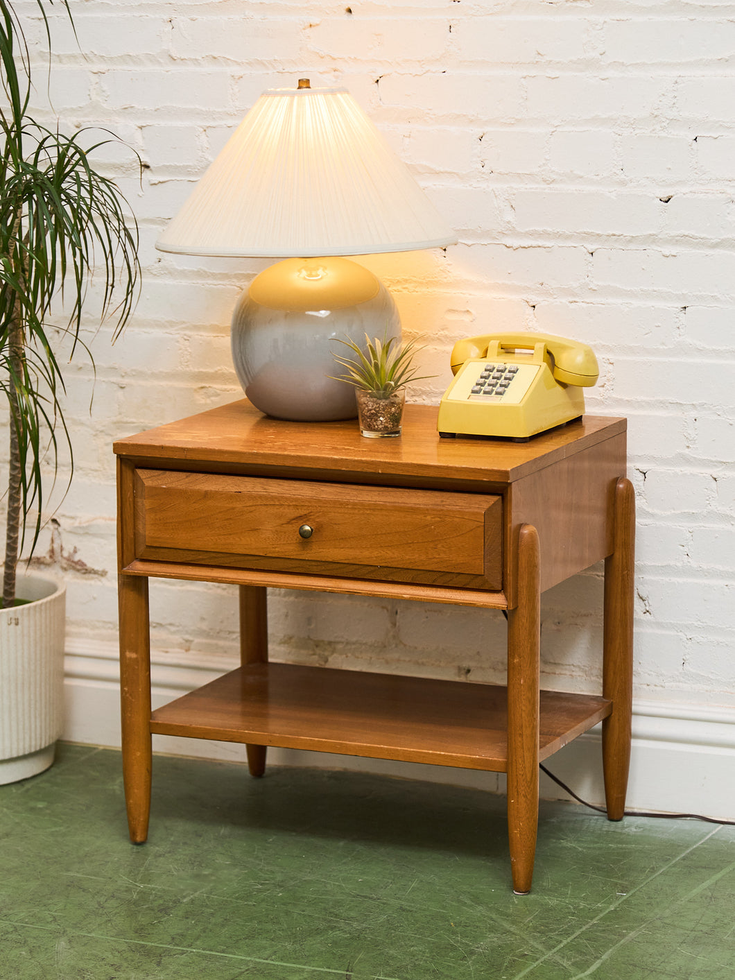Elmwood Vintage End Table