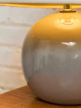 Load image into Gallery viewer, Cream Vintage Ball Lamp
