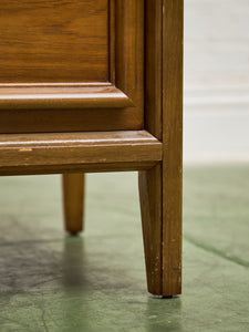 Pair of Vintage Nightstands