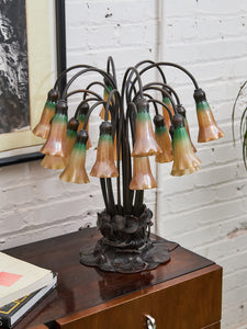 Tiffany Style Tulip Lamp