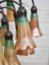 Load image into Gallery viewer, Tiffany Style Tulip Lamp
