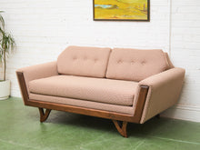 Load image into Gallery viewer, Desmond Loveseat in Houndstooth
