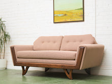 Load image into Gallery viewer, Desmond Loveseat in Houndstooth
