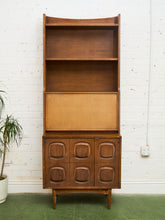 Load image into Gallery viewer, Broyhill Sculptra Hutch Bar
