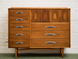 Broyhill Premier Sculptra Magna Mid Century 8 Drawer Highboy Dresser