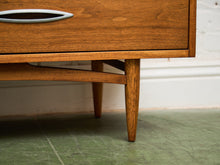 Load image into Gallery viewer, Broyhill Premier Sculptra Magna Mid Century 8 Drawer Highboy Dresser
