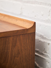 Load image into Gallery viewer, Broyhill Premier Sculptra Magna Mid Century 8 Drawer Highboy Dresser
