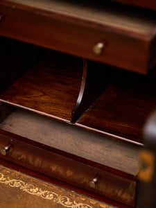 Late 19th English Walnut Georgian Chest of Drawers With Desk Pullout