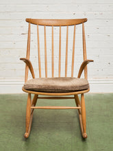 Load image into Gallery viewer, Rocking Chair Model IW3 for Niels Eilersen

