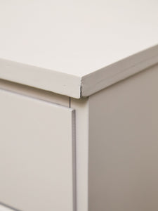 White and Gold 9 Drawer Dresser