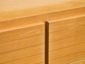 American of Martinsville Light Wood 9 Drawer Dresser