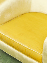 Load image into Gallery viewer, Milo Baughman Vintage Swivel Chair
