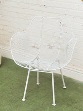 Load image into Gallery viewer, Vintage Mid Century Modern Russell Woodard Sculptura Chair

