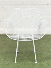 Load image into Gallery viewer, Vintage Mid Century Modern Russell Woodard Sculptura Chair
