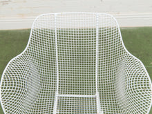 Load image into Gallery viewer, Vintage Mid Century Modern Russell Woodard Sculptura Chair
