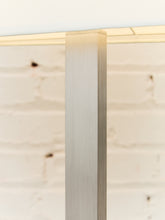 Load image into Gallery viewer, Sleek Modernist Lamp
