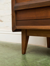 Load image into Gallery viewer, Mid Century LP Holder by Lane
