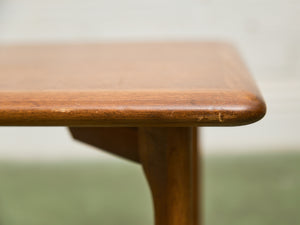 Lane Side Table