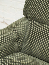 Load image into Gallery viewer, 1970’s Green Checker Vintage Chair
