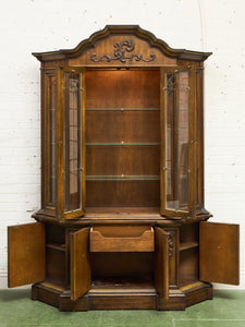 Drexel Heritage Hutch