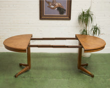 Load image into Gallery viewer, Distinguished Heritage Brand Dining Table
