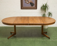 Load image into Gallery viewer, Distinguished Heritage Brand Dining Table
