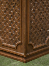 Load image into Gallery viewer, Vintage Hamper 1960’s Style
