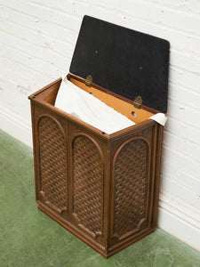 Vintage Hamper 1960’s Style