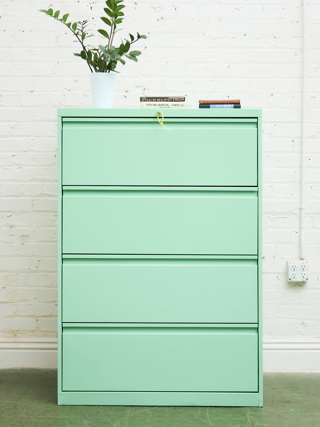Mint 4 Drawer File Cabinet