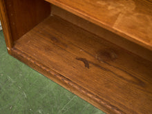 Load image into Gallery viewer, Oak Vintage Shelf
