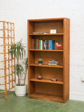 Load image into Gallery viewer, Oak Vintage Shelf

