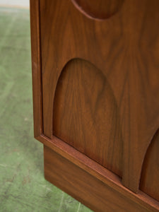 Pair of Scandi Nightstands with Plinth Base
