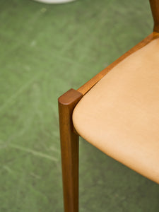 T-Rex Chair in Cantina Peanut