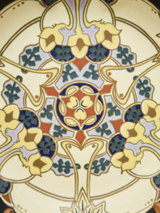 Royal Goedewaagen Gouda Pottery Plate Iris Collection