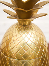 Load image into Gallery viewer, Gold Pineapple Shaker
