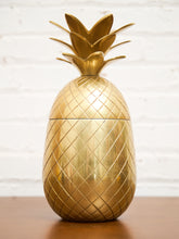 Load image into Gallery viewer, Gold Pineapple Shaker
