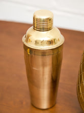 Load image into Gallery viewer, Gold Pineapple Shaker
