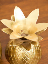 Load image into Gallery viewer, Gold Pineapple Shaker
