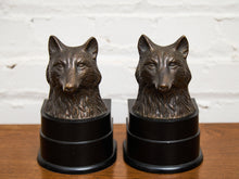 Load image into Gallery viewer, Wolf Vintage Heavy Bookends
