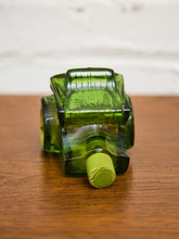 Load image into Gallery viewer, Vintage Avon Haynes-Apperson 1902 AvonBlend 7 AfterShave 4.5 Oz GreenGlassBottle

