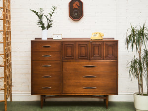Broyhill Sculpture Extra Storage Gentleman’s Chest