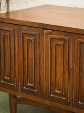 Load image into Gallery viewer, Broyhill Sculptra Pair of Nightstands
