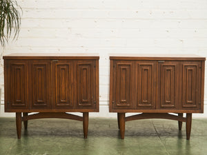 Broyhill Sculptra Pair of Nightstands