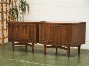 Broyhill Sculptra Pair of Nightstands