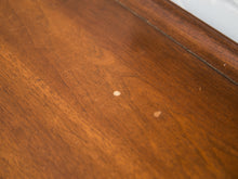 Load image into Gallery viewer, Broyhill Sculptra Dresser
